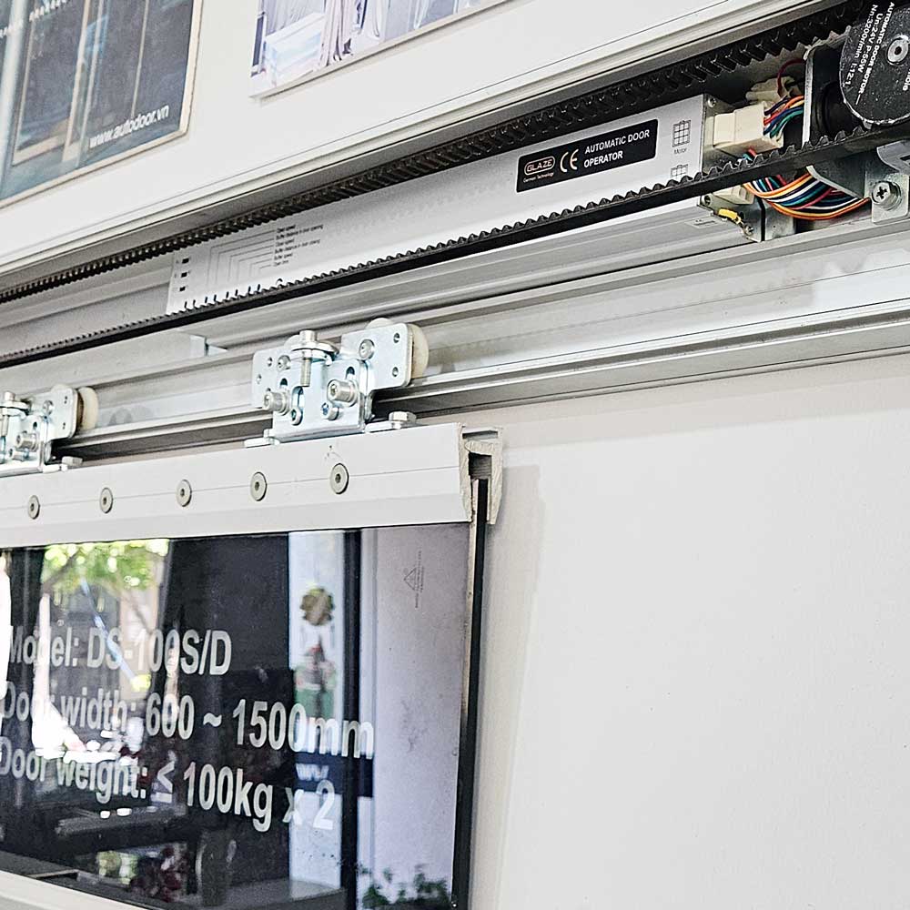 Cửa trượt tự động Glaze DS100